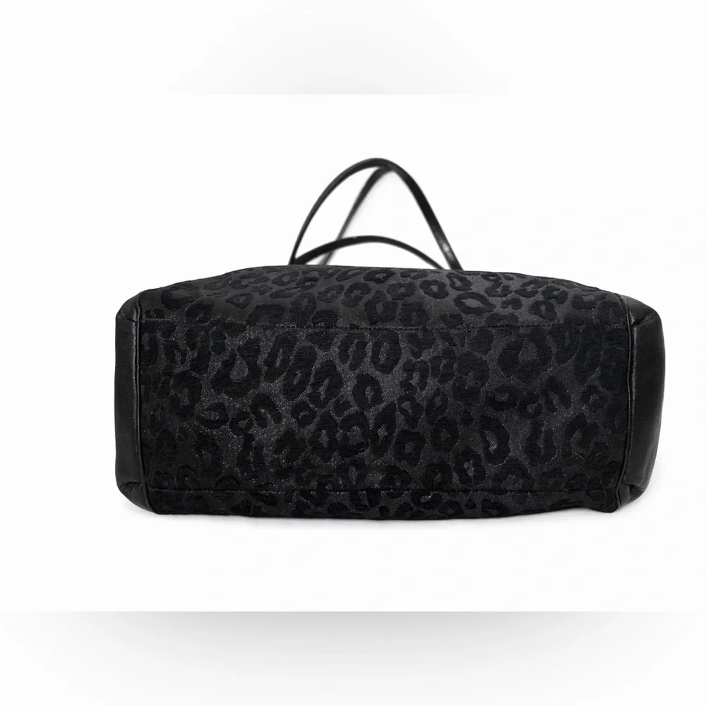 SOLDCoach Madison Phoebe Shoulder Bag Black Ocelot Leopard Print Chenille Leathe - Picture 5 of 13